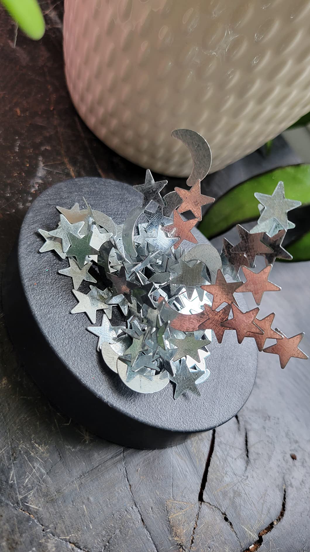 ArtCreativity Magnetic Moons & Stars Sculpture (Set of 2) - Desk Magnet Fidget Toys for Adults, Stress-Relief Office Decor, Stocking Stuffers & Educational Development Toys for Kids customer photo 2