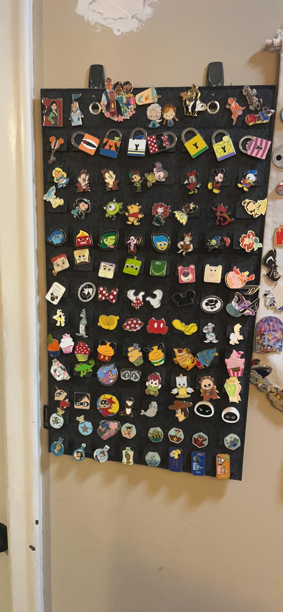 PACMAXI Hanging Brooch Pin Organizer, Display Pins Storage Case customer photo 1