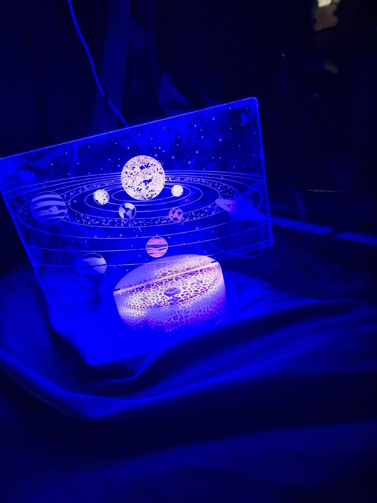 Solar System 3D Optical Illusion Lamp Universe Space Galaxy LED Night Light with Remote for Space Lover Boys and Girls as a Best Gifts(Solar System) customer photo 1