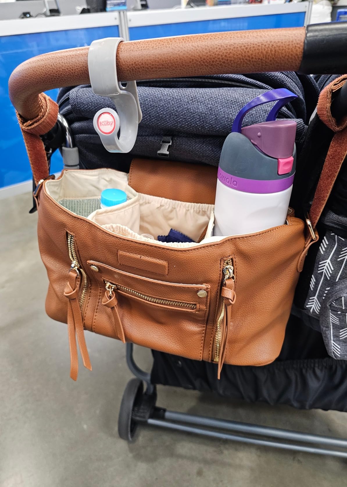 miss fong Universal Stroller Organizer with Insulated Cup Holder Stroller Caddy Baby Storage Bag with Adjustable Strap, Fits for Baby Carriage like Uppababy, Baby Jogger, Britax, Umbrella-Brown customer photo 2
