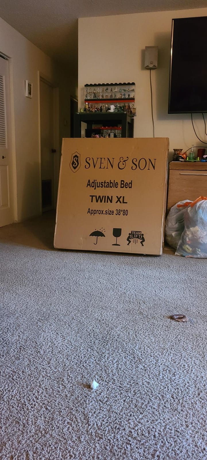 Sven and Son Essential Adjustable Bed Base (Frame Only), Easy Assembly, Head and Foot Lift, Memory Positions, Zero Gravity, Wireless Remote - Split King customer photo 2