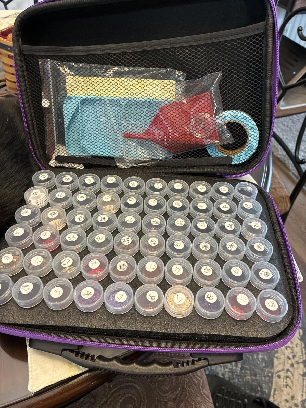 ARTDOT 60 Slots Storage Container for Diamond Art Kits for Adults, Portable Bead Storage Boxes for Diamond Painting Accessories and Tools customer photo 1