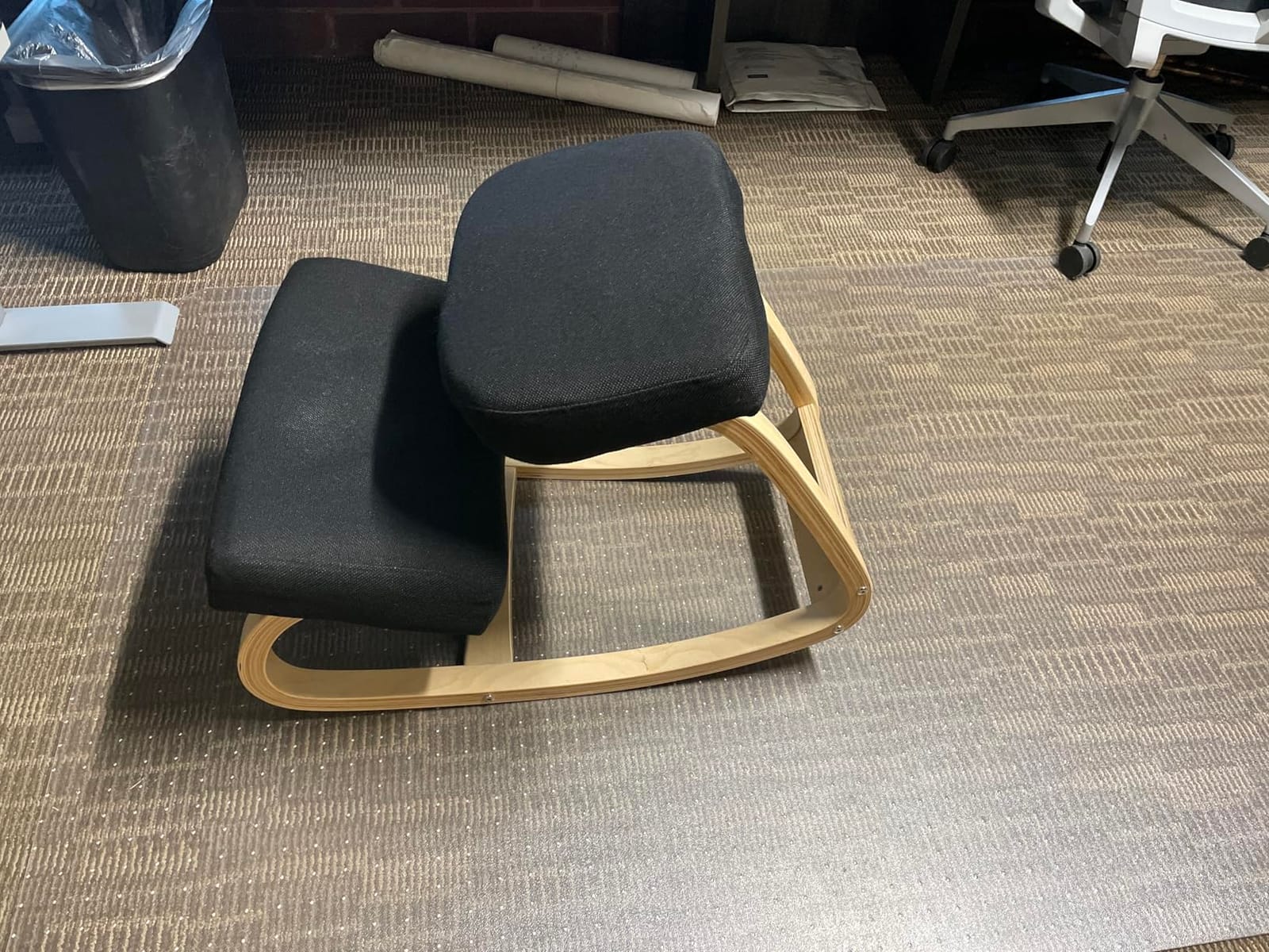 VIVO Wooden Rocking Kneeling Chair, Ergonomic Home Office Stool Posture Seat, Thick Black Cushions, Light Wood Frame, CHAIR-K04R customer photo 1