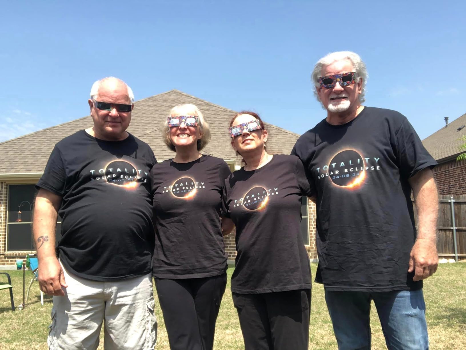 Astronomy Lovers! Total Solar Eclipse 2024 Totality 04.08.24 T-Shirt customer photo 1