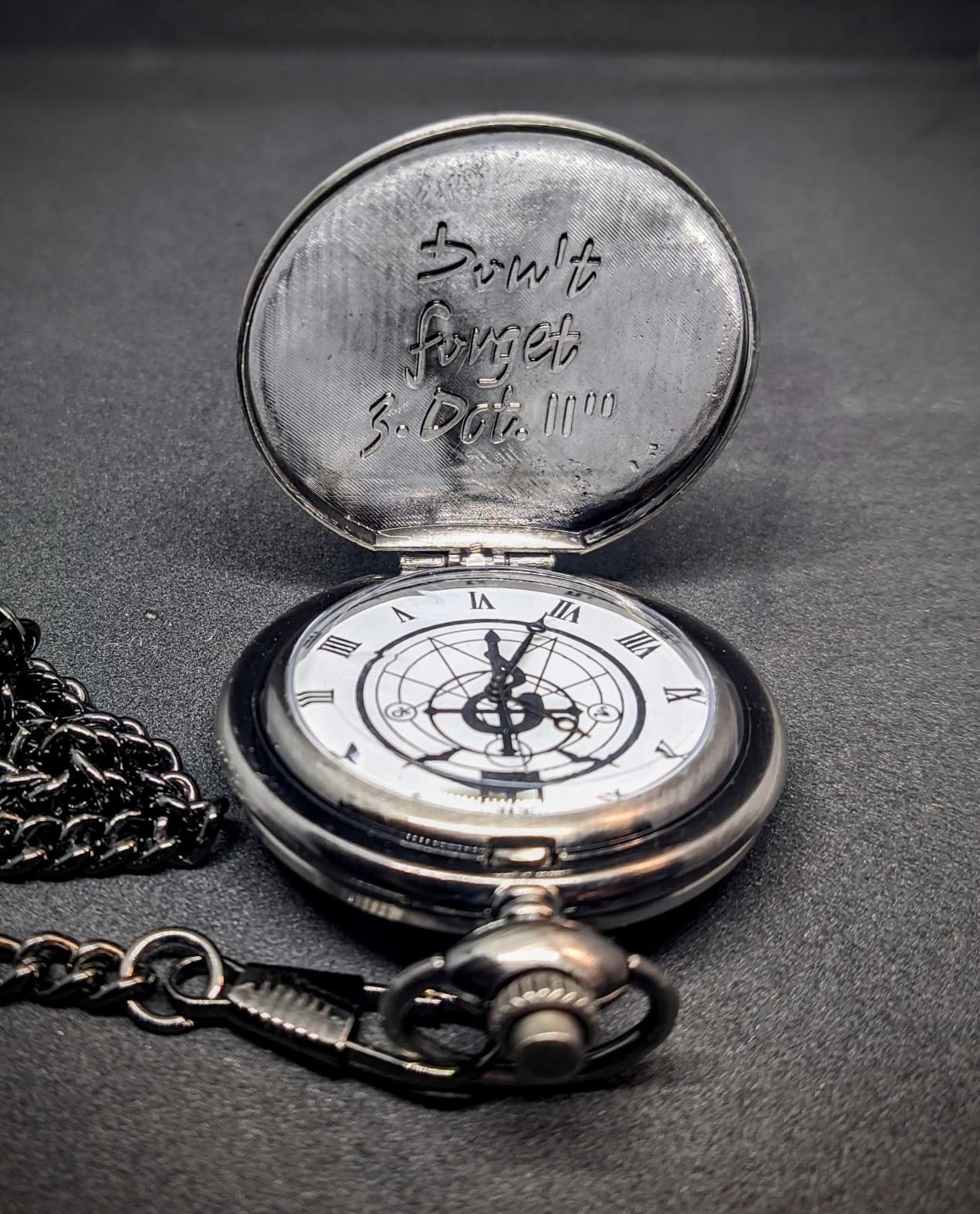 BOSHIYA Fullmetal Alchemist Pocket Watch with Chain Vintage Bronze Quartz Pocket Watch Cosplay Accessories Anime Merch Gift Box customer photo 2