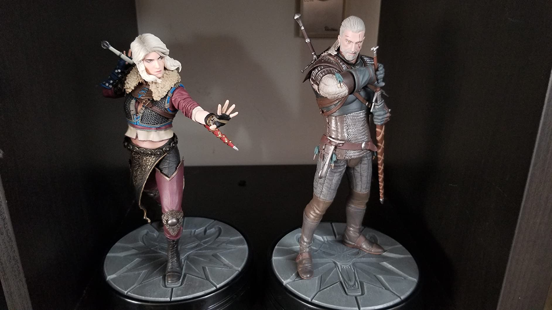The Witcher 3: The Wild Hunt: Geralt Heart of Stone Figure, Multicolor customer photo 2