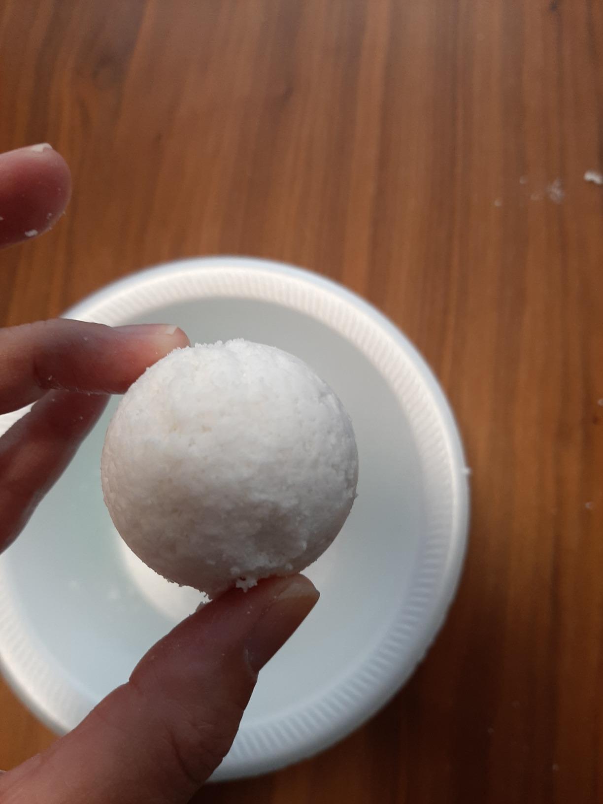 Bath Bomb Making Kit for Kids - Makes 10 Baths Bombs - Science Craft Kit | Kids Crafts Science Project - Gifts for Girls and Boys - Craft Activity Gift for Age 6, 7, 8, 9, 10, 11 & 12 Year Old Girl customer photo 2