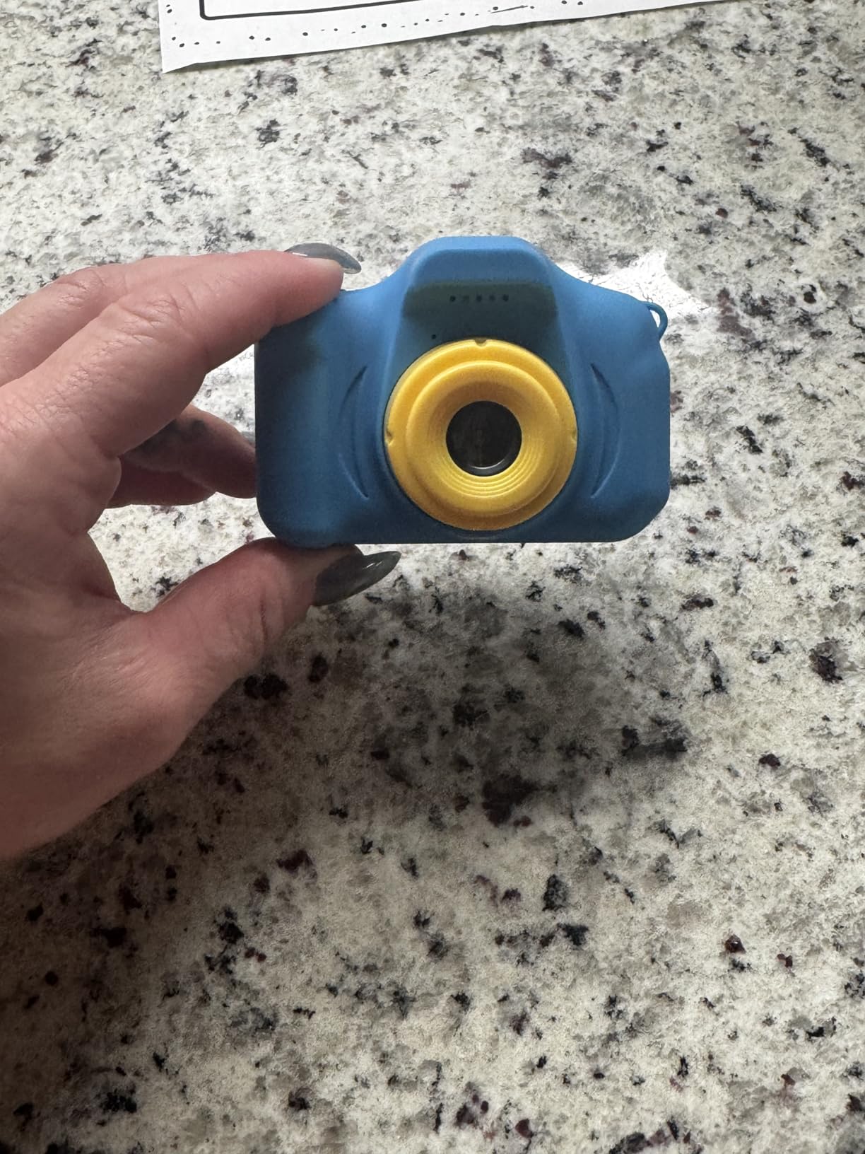 Desuccus Kids Camera for Ages 3-12, HD Digital Camera with 32GB Card customer photo 2