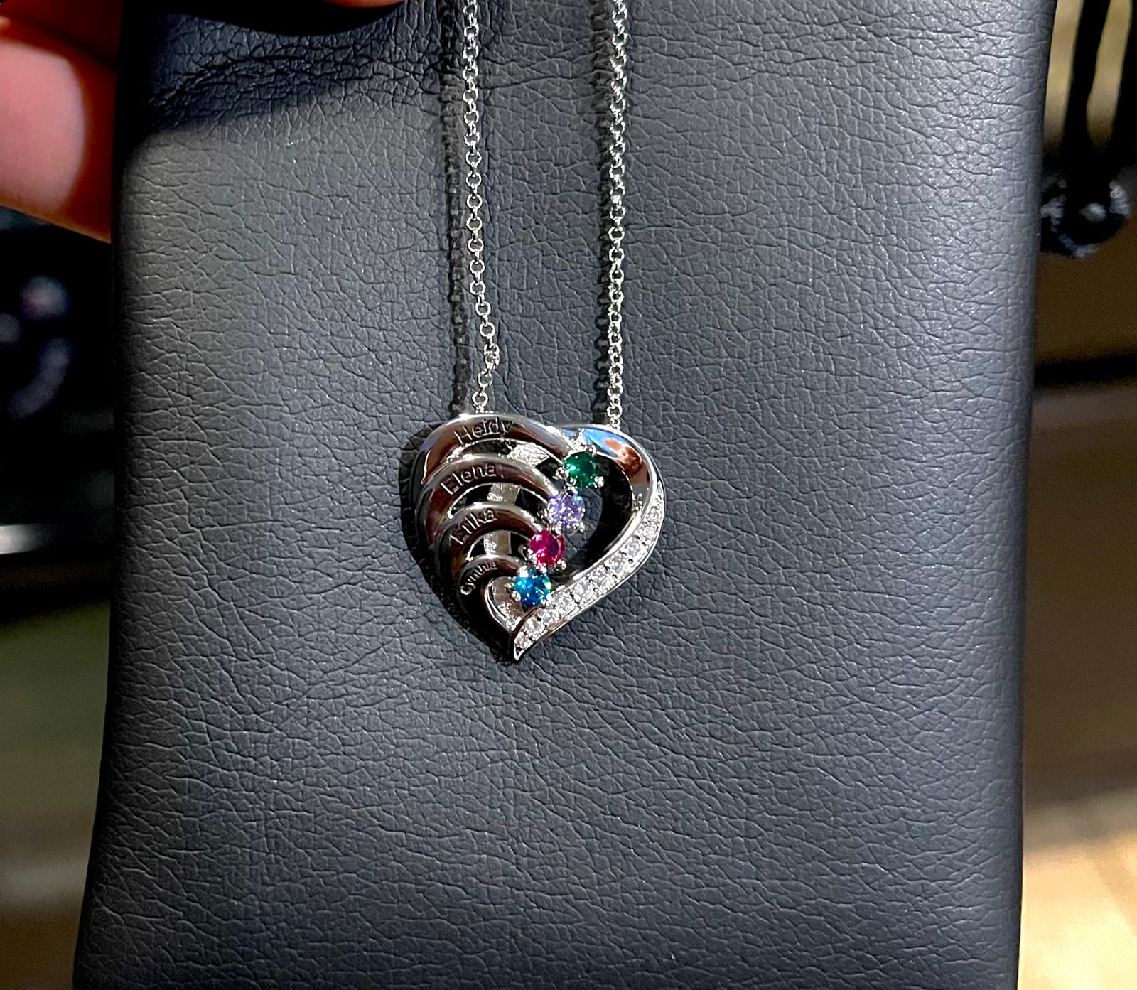 Personalized S925 Mothers Name Necklace with 1-5 Simulated Birthstones customer photo 1