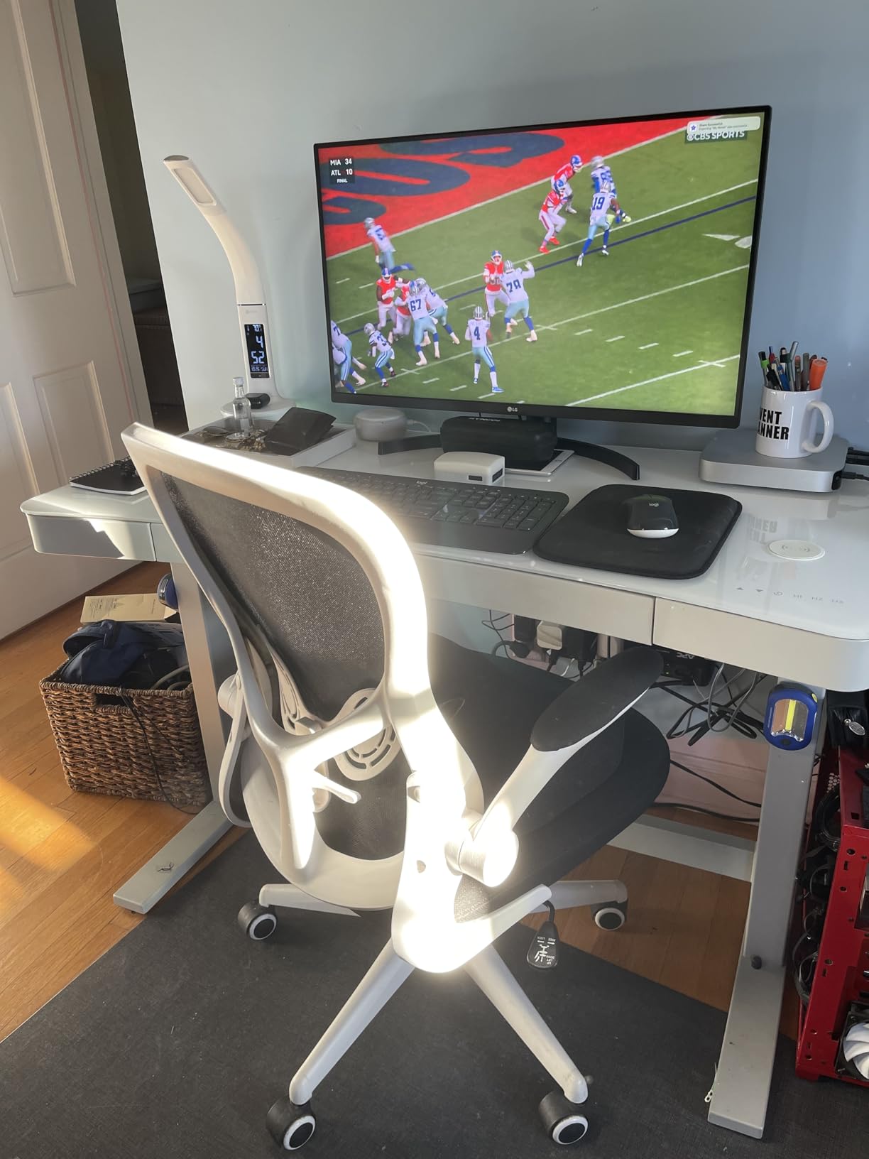 Hbada Office Chair Ergonomic Desk Chair, Office Desk Chairs with PU Silent Wheels, Breathable Mesh Computer Chair with Adjustable Lumbar Support, Flip-up Armrests, Tilt Function, Grey customer photo 2