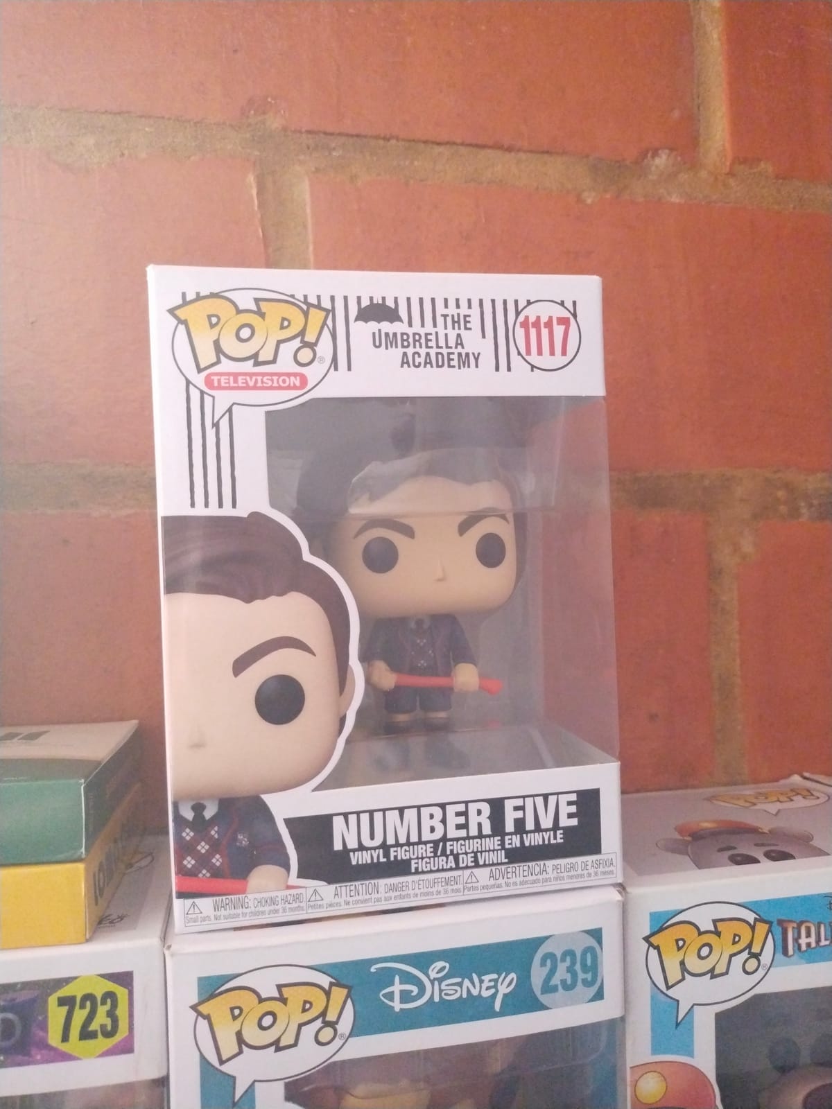 Funko POP Pop! TV: Umbrella Academy - Allison Collectible Vinyl Figure, Multicolor, Standard customer photo 1