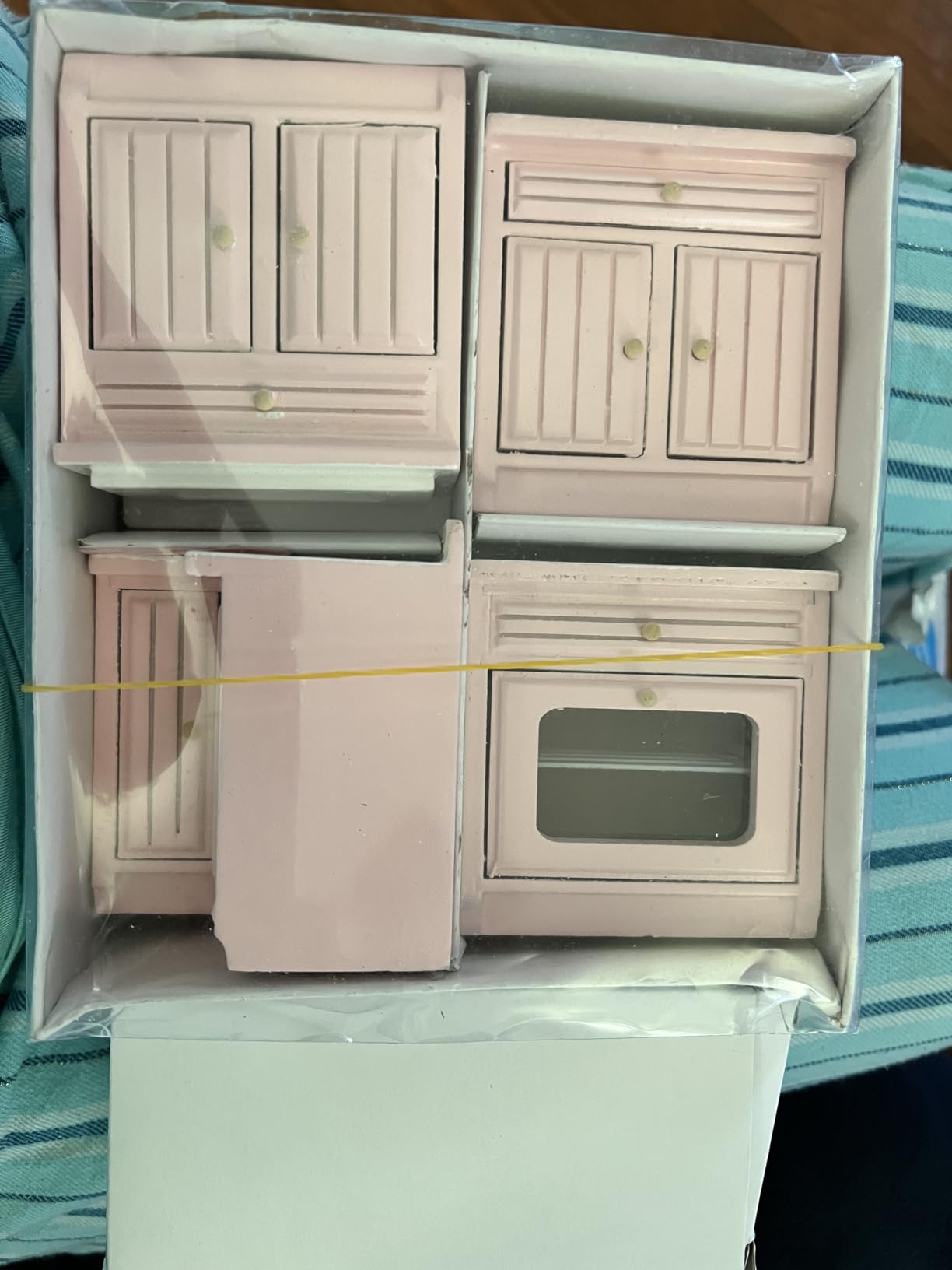 1:12 Scale Dollhouse Kitchen Furniture Set, 5 Piece Wooden Miniature Kitchen Accessories with Cabinet, Fridge, Sink, Corner Cabinet, Classic Dollhouse Decor Furniture Scenes Accessories customer photo 1
