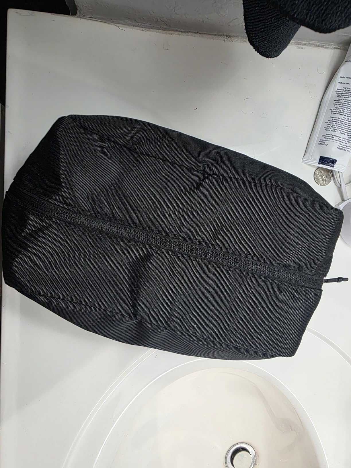 Vorspack Water Resistant Travel Toiletry Bag for Men Women - Medium & Black | Travel Bag for Toiletries, Large Capacity, Organized Compartment customer photo 1