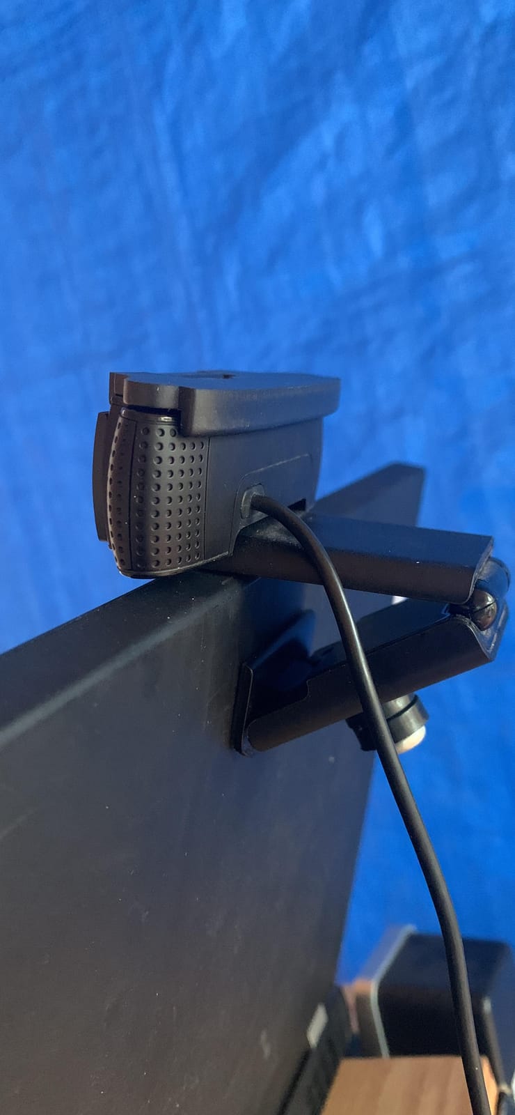 CloudValley Webcam Cover for Logitech C920x / C920 / C922x / C922 / C930e customer photo 1