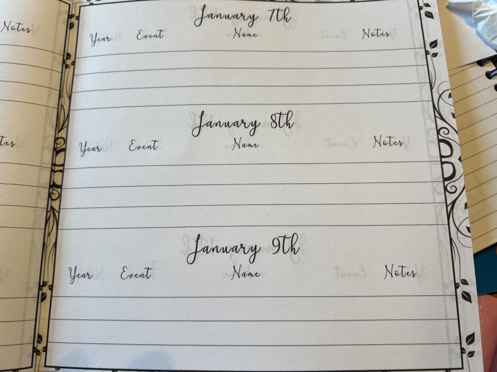 Family Tree Perpetual Calendar: Family Genealogy - Birthday and Anniversary Date Keeper (Family Tree Notebook) customer photo 1