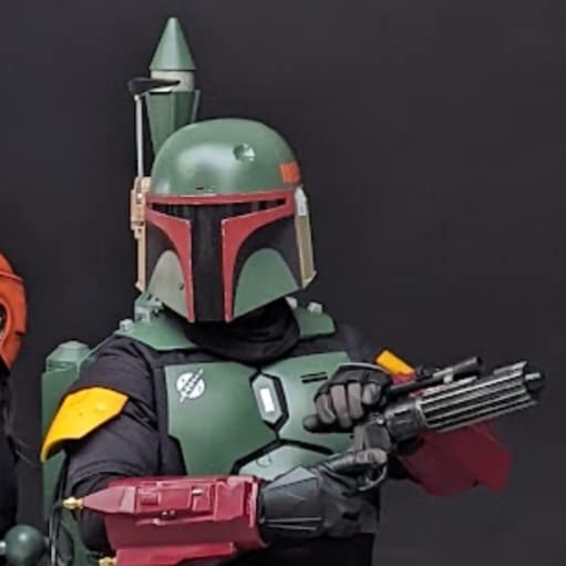 STAR WARS The Black Series Boba Fett (Re-Armored) Premium Electronic Helmet, The Mandalorian Roleplay Collectible for Kids Ages 14 and Up customer photo 1