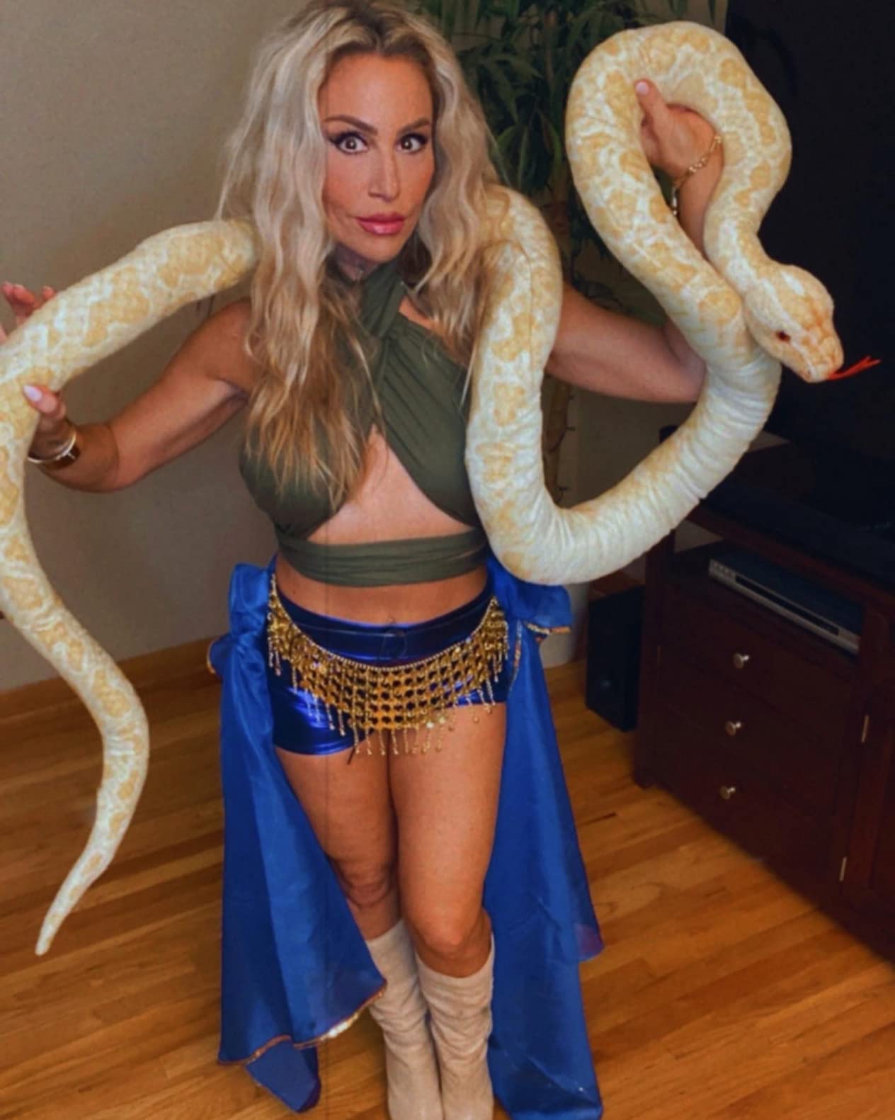 TigerHart Alba The Albino Burmese Python - 100 Inch Long Stuffed Animal Plush Snake customer photo 1