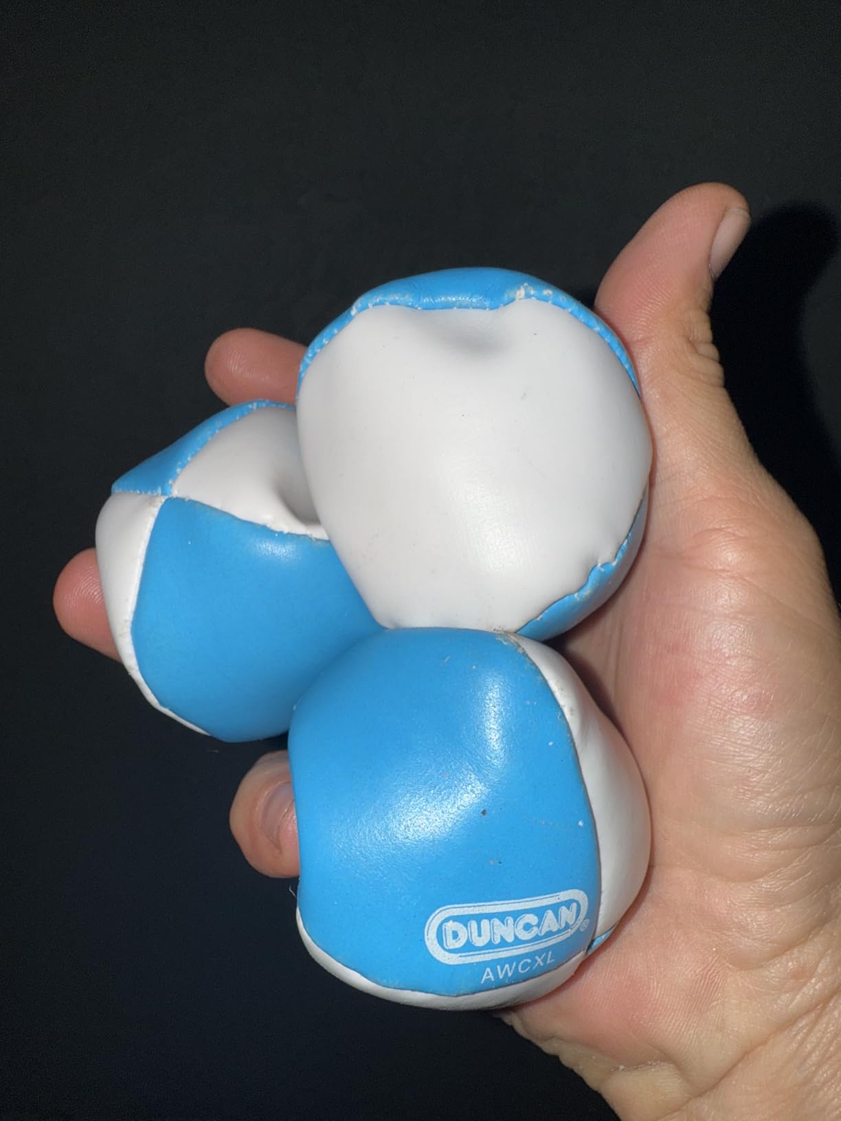 Duncan Toys Juggling Balls, 3 Pack, Vinyl Circus Balls, Blue and White | No-Bounce Design for Control, Soft 4-Panel Vinyl Shells with Plastic Beans, Beginner to Pro, Bright Colors customer photo 1