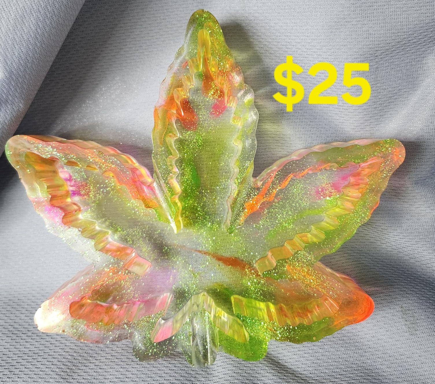 1 Pcs Leaf Maple Resin Mold, Weed Ashtray Silicone Molds, Leaf Tray Mold Ideal for Jewelry Storage Box Handmade Crafts Home Decoration (M590) customer photo 2