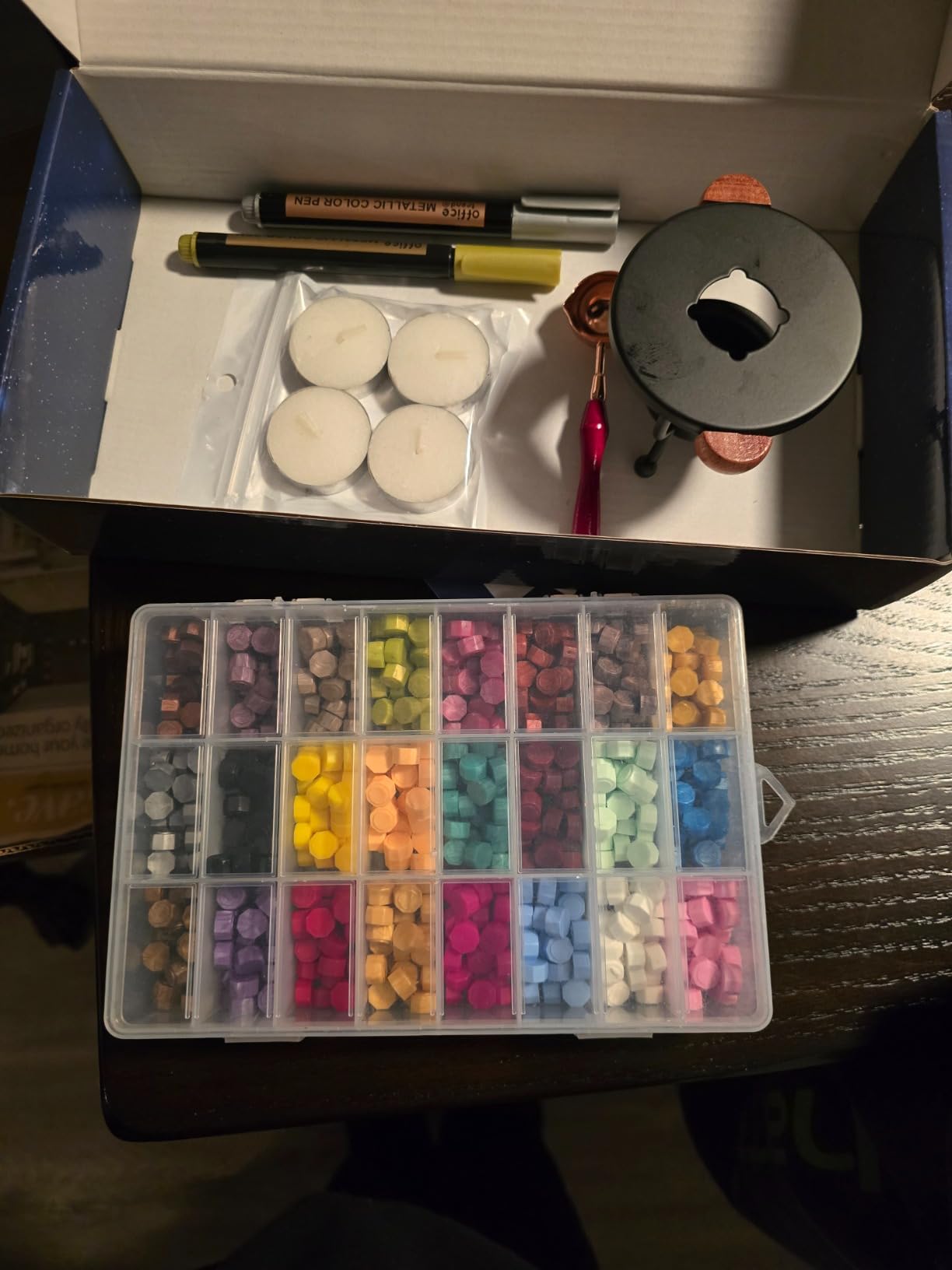 YIPLED Wax Seal Stamp Kit, 728 Pcs, 24 Colors, Beginner Friendly customer photo 2