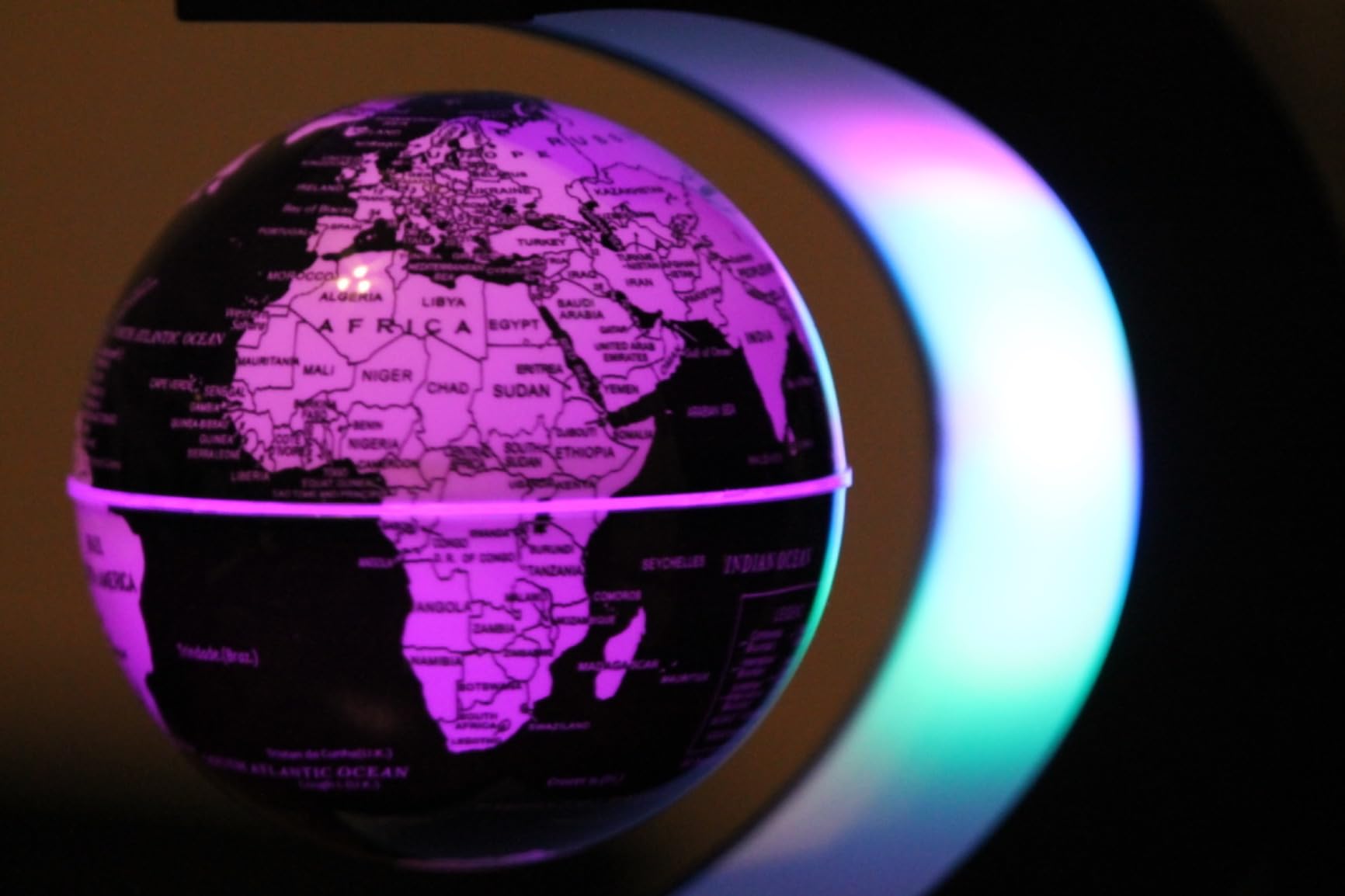 Gresus MultiColor Changing Magnetic Levitation Floating World Map Globe, Floating Globe with LED Lights, Great Fathers Students Teacher Business Boyfriend Birthday Gift for Desk Decoration customer photo 1