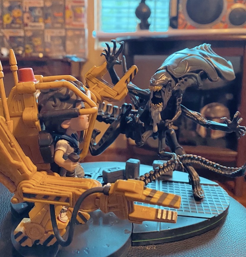Aliens Alien Queen Q-FIG MAX Elite Diorama customer photo 2