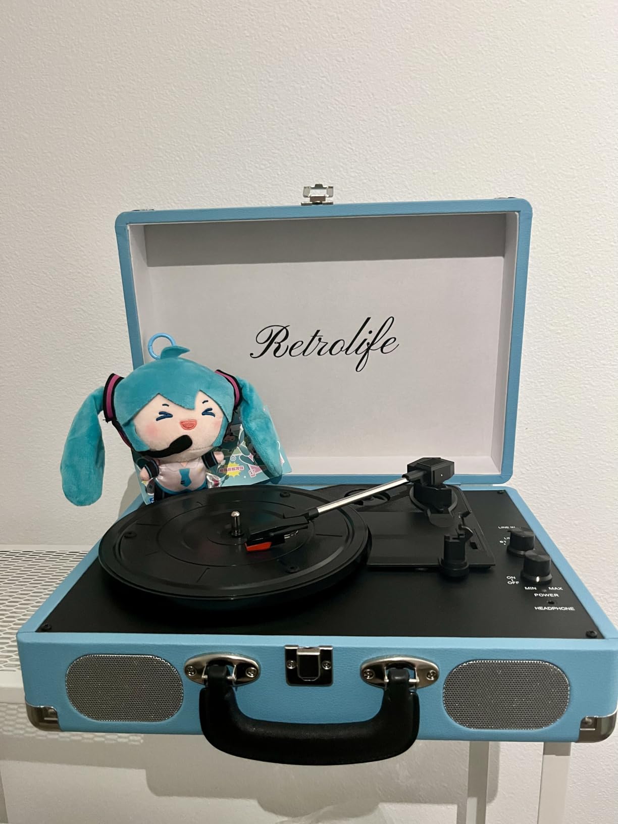 Retrolife® Vinyl Record Player with Speakers, Bluetooth Vinyl Player-Black | Portable, 3-Speed BT Turntable, Belt-Driven, RCA Line Out & Headphone Jack, Auto Stop, Plays 7/10/12