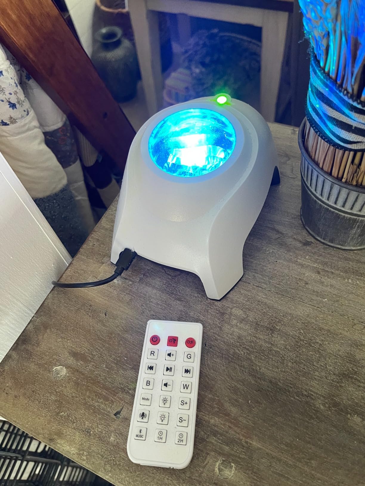 AIRIVO Northern Lights Aurora Projector, Star Projector Music Speaker, White Noise Night Light Galaxy Projector for Kids Adults, Black customer photo 1