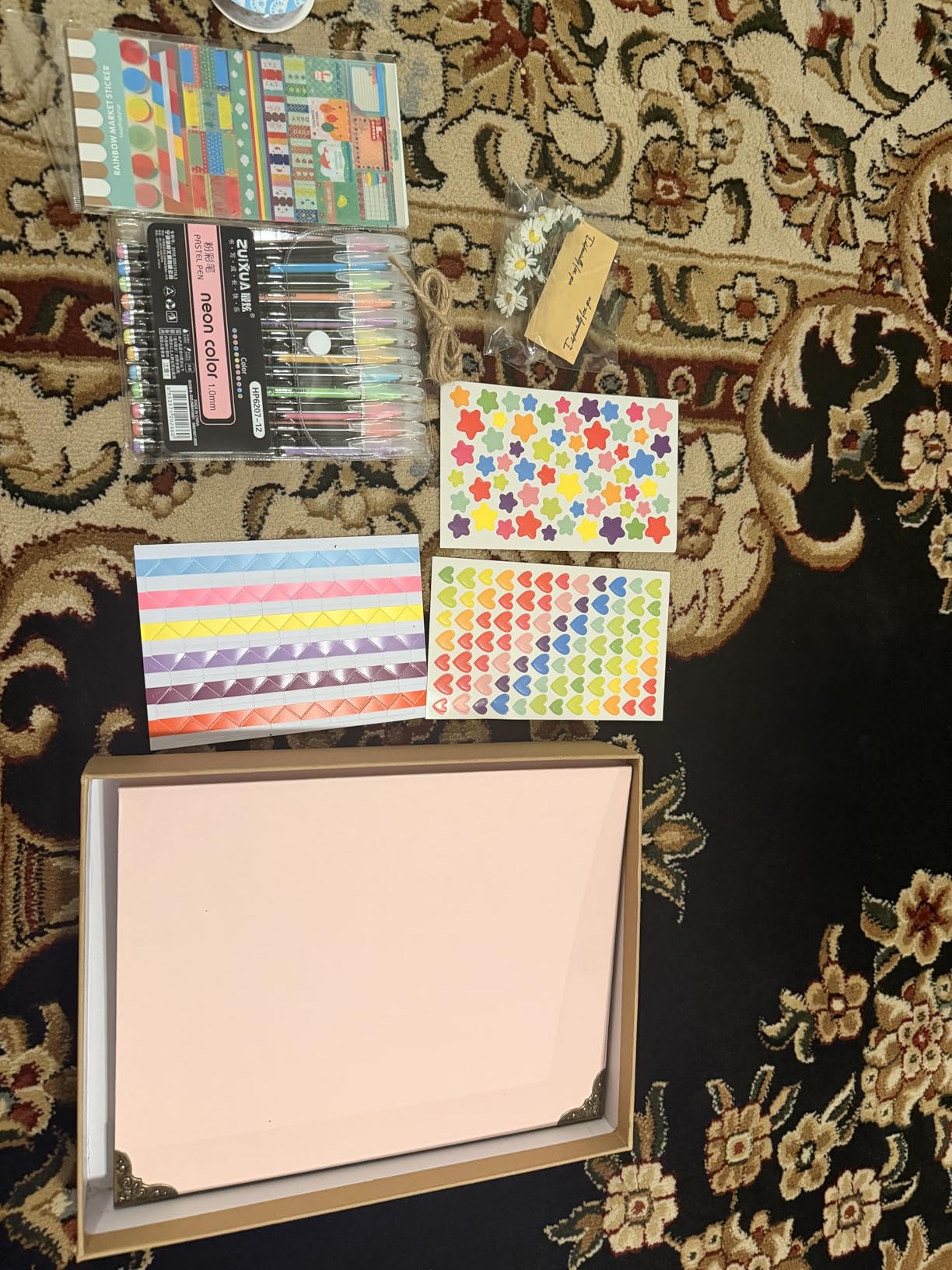 Vienrose DIY Scrapbook Photo Album Kit with Pens Tapes and Stickers 60 Pages Hardcover 8.5x11 Inches 3 Rings Removable Black Paper Scrapbooking Gift for Lover Friends Kids Wedding Valentine's White customer photo 1