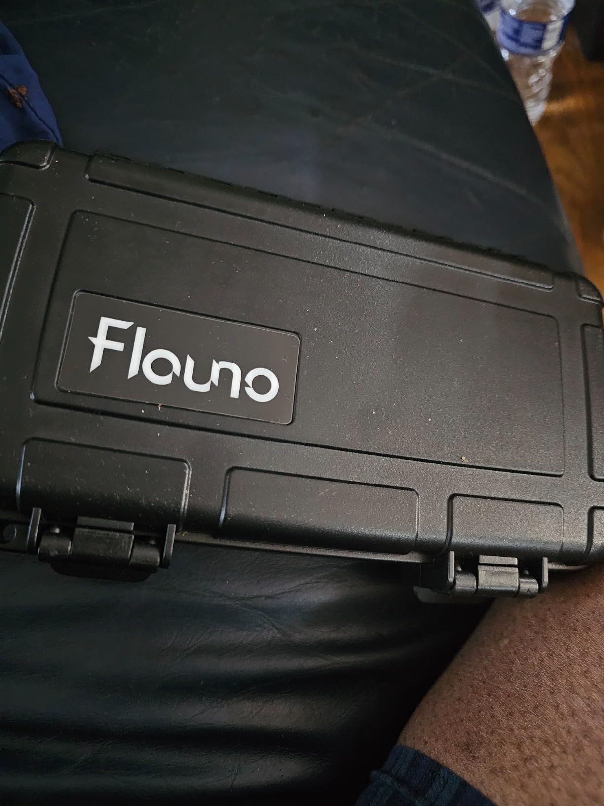 Flauno Travel Cigar Humidor Case - Portable Cigar Box with Humidifier Disc & Cigar Cutter | Waterproof | Crushproof | Airtight | Durable (Holds up to 5 Cigars) customer photo 1