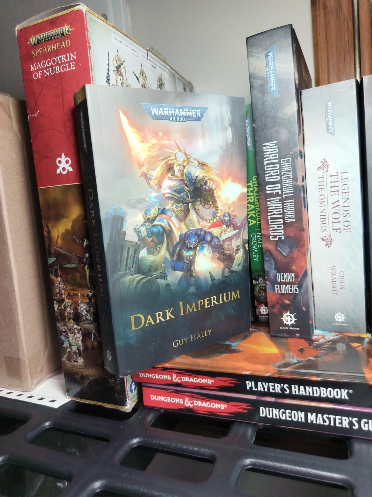 Dark Imperium: Dark Imperium: Warhammer 40,000, Book 1 customer photo 1