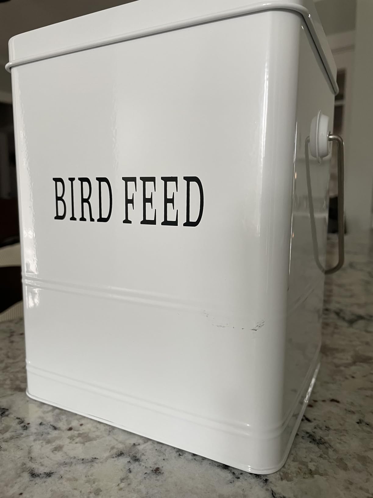 DEAYOU Pet Food Storage Tin with Lid, Metal Bird Seed and Feed Container with Serving Scoop, Treats Storage Canister Bin Can for Dogs, Cats Food, Coated Carbon Steel, Tight Fitting Lid, White, 5-6 Lbs customer photo 1