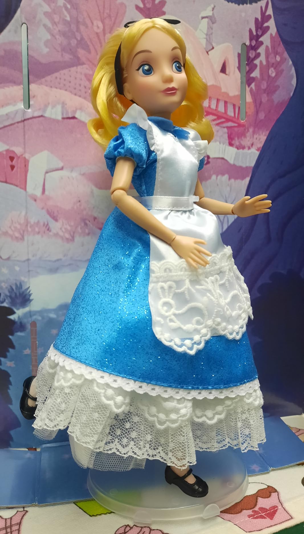 Disney Store Official Princess Classic Doll (Jasmine from Aladdin), 11 Inches, Includes Brush with Molded Details, Fully Posable Toy in Classic Outfit - Disney Princess Toys customer photo 1