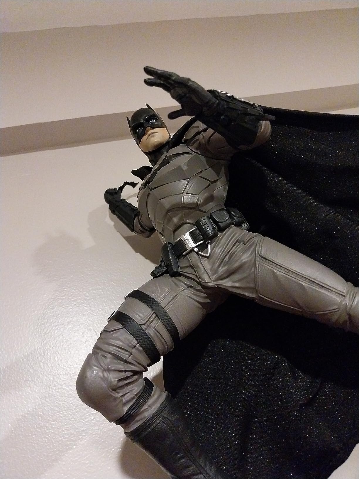 DC The Batman (Movie) Batman 1:6 Resin Statue customer photo 1