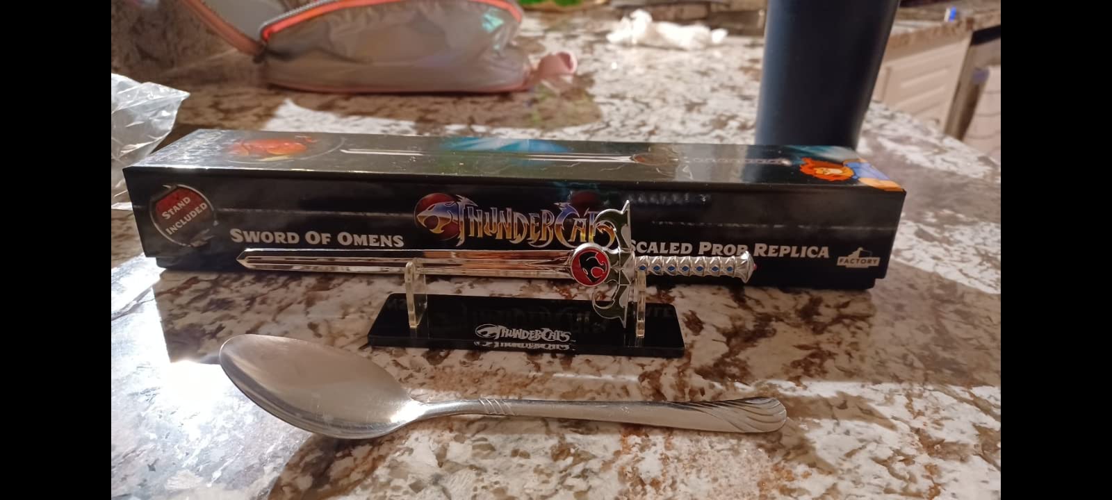 Factory Entertainment Thundercats Sword of Omens Scaled Prop Replica, Silver customer photo 2