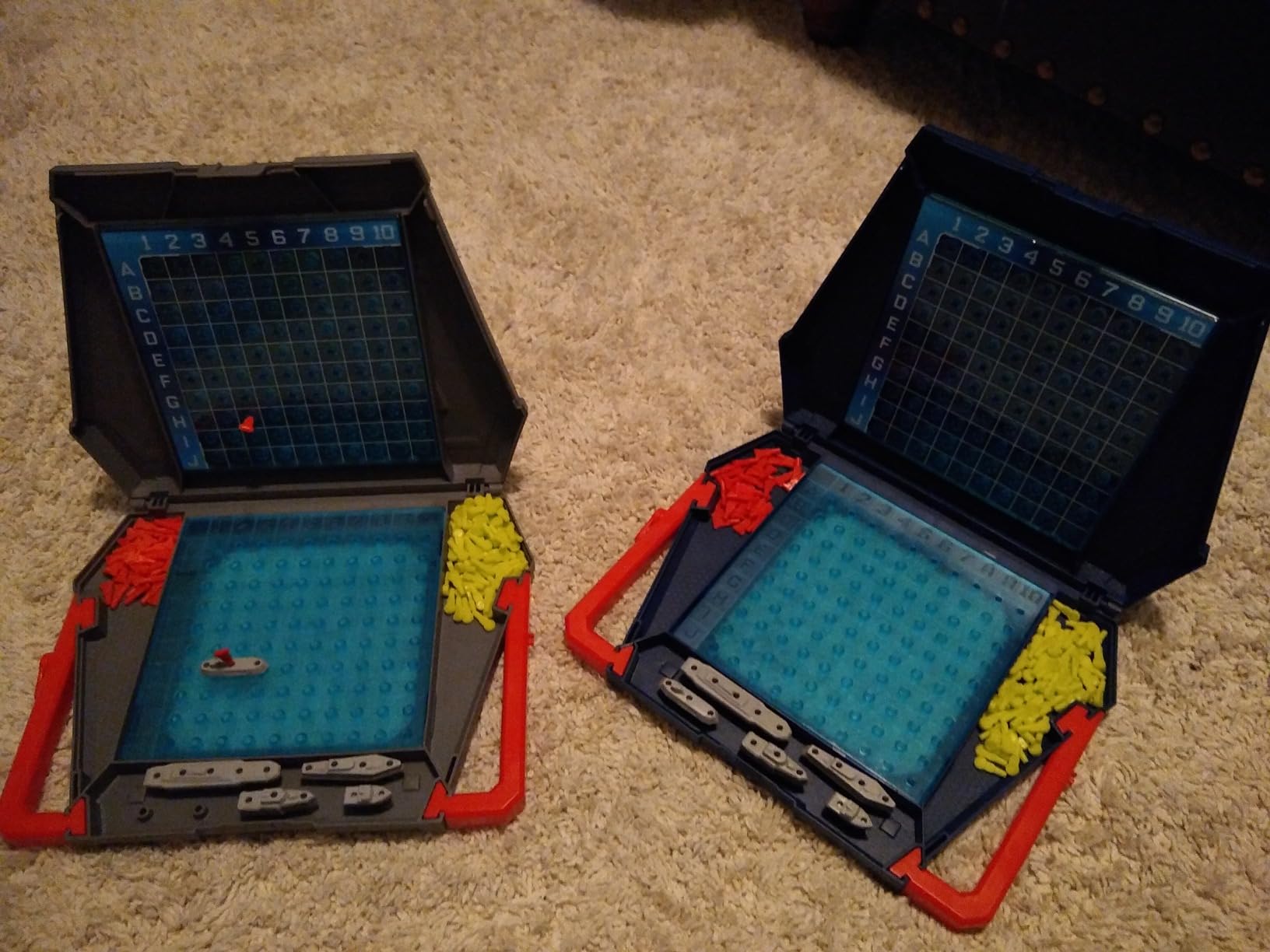 Hasbro Gaming Battleship Classic Board Game | Strategy Games for Kids and Adults | Ages 7+ | 2 Players | Fun Kids Games | Family Games customer photo 2