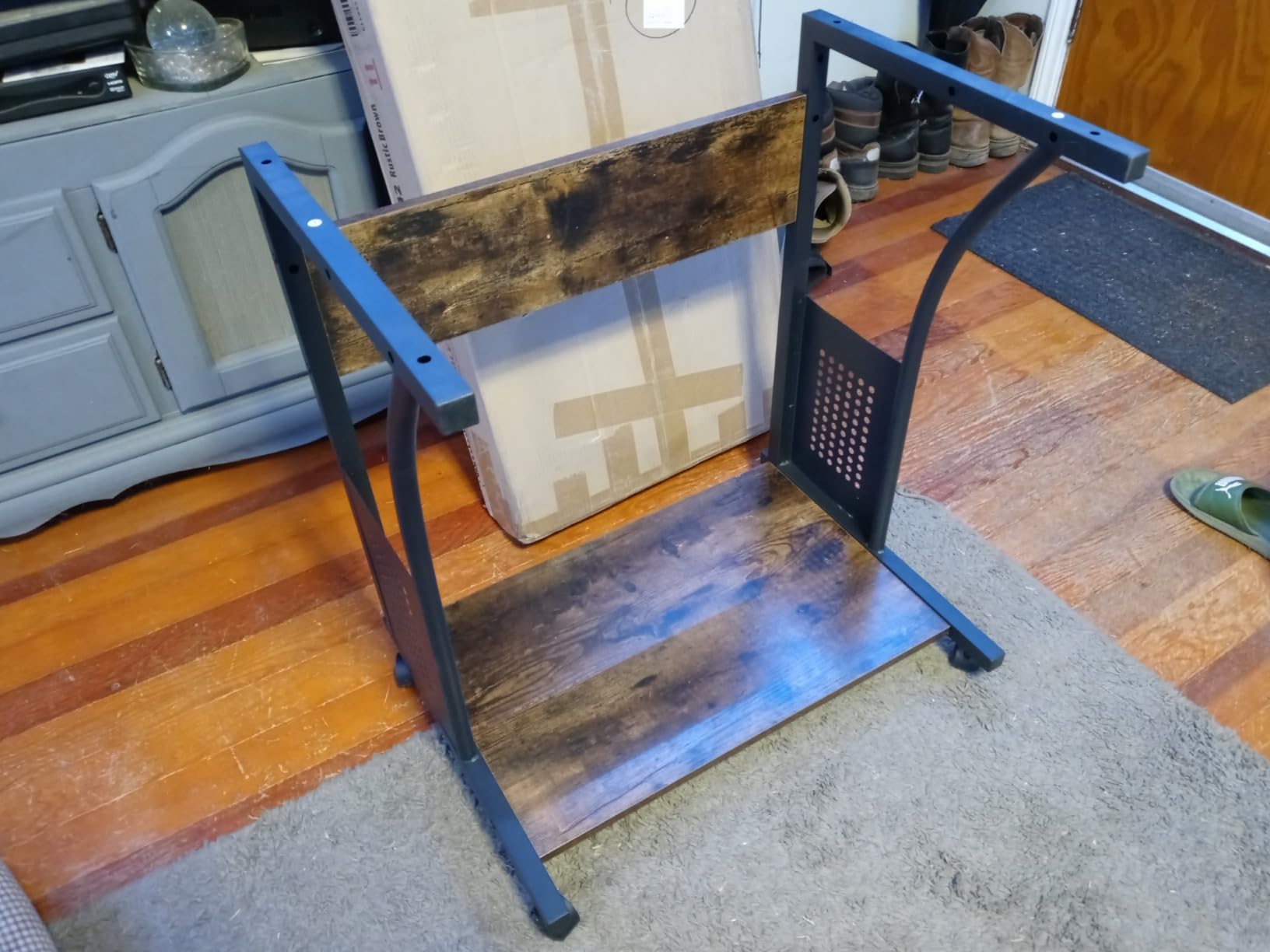Yaheetech Small Rolling Computer Desk with Hutch and Shelves, Rustic Brown customer photo 1