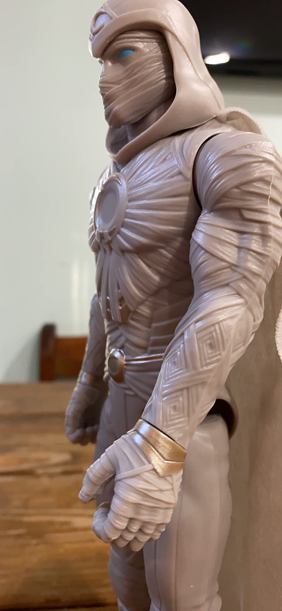 Marvel Studios’ Titan Hero Series Moon Knight Toy, 12-Inch-Scale Action Figure, Toys for Kids Ages 4 and Up customer photo 2
