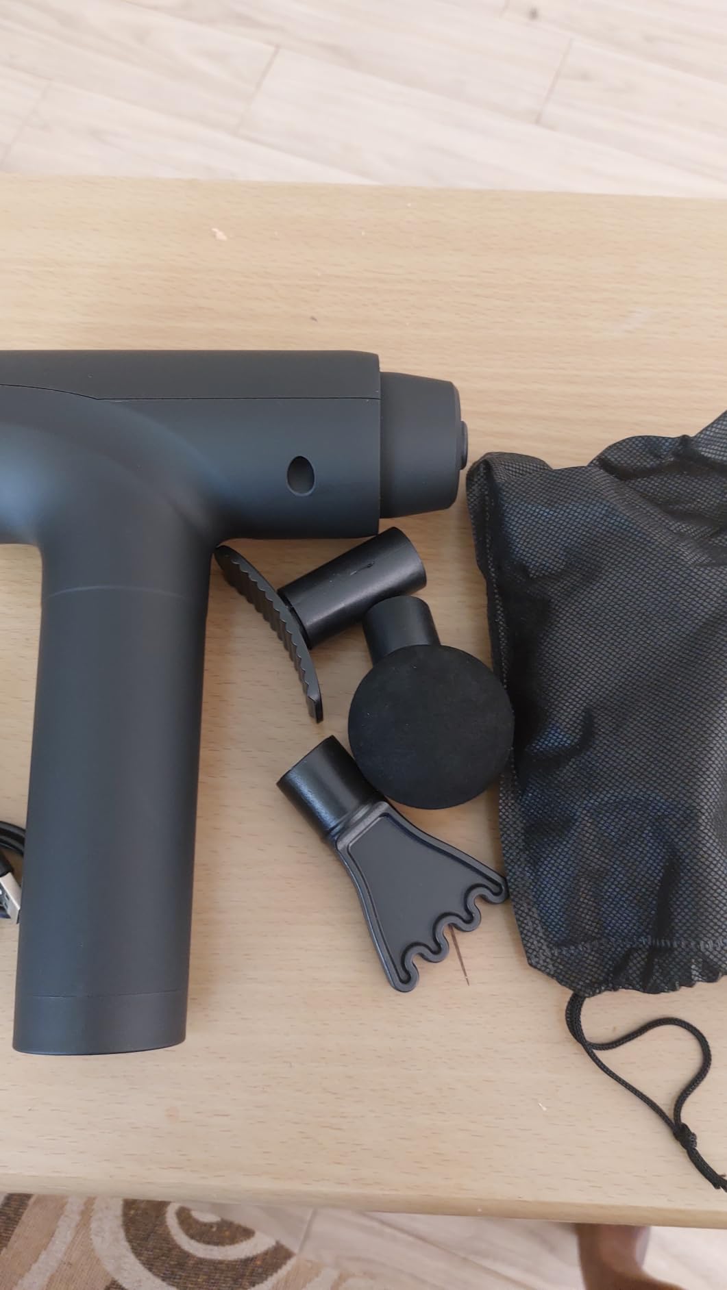 Elefor Massage Gun Deep Tissue,Percussion Back Massager Gun for Athletes Muscle Massage Gun for Pain Relief with 8 Massage Heads & 20 Speeds (Matte Black) customer photo 1