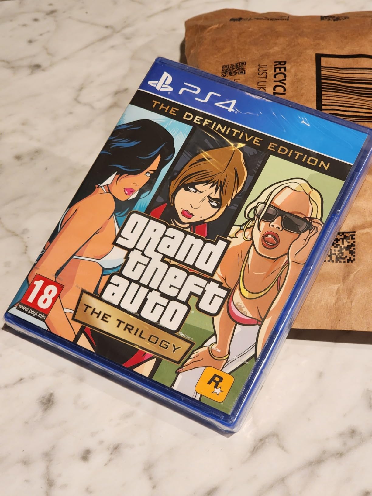 Grand Theft Auto: The Trilogy - The Definitive Edition (PS4) customer photo 2