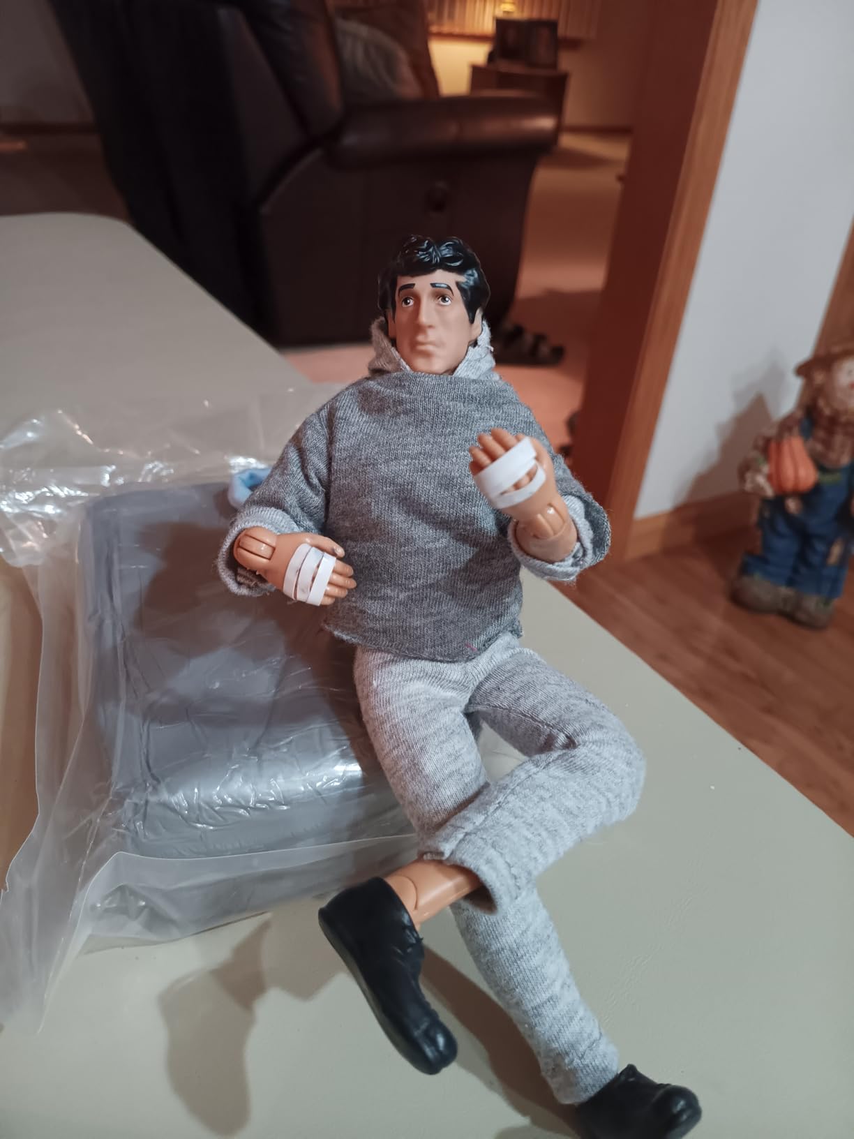 Mego Rocky Balboa in Training Sweatsuit a ZLC Collectibles MEGO Exclusive 8