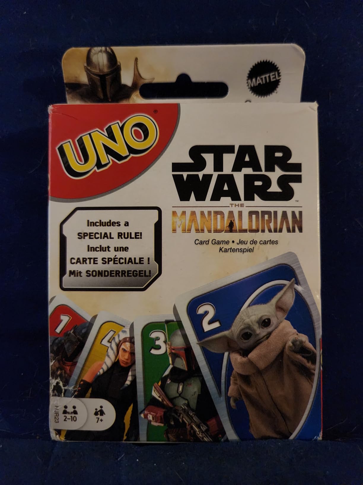 UNO Star Wars The Mandalorian in Storage Tin, Themed Deck & Special Rule, Gift for Kid, Adult & Family Game Nights, Ages 7 Years Old & Up, HJR23 customer photo 2