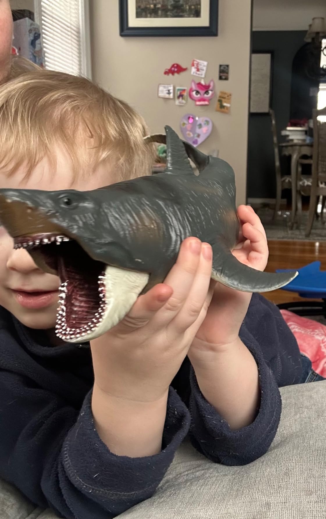 SIENON Large Megalodon Shark Figurine Toy 11inch | Realistic Shark with Movable Jaw, Giant Prehistoric Deep Sea Creature Ocean Animal Figure customer photo 2