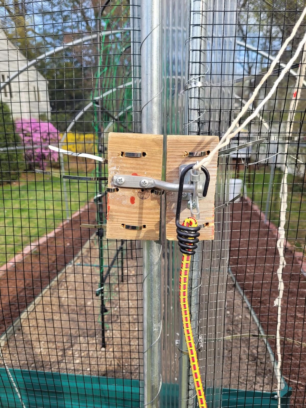 Large Metal Chicken Coop Spire Top Upgrade Tri-Supporting Wire Mesh Chicken Run,Chicken Pen with Water-Resident and Anti-UV Cover,Duck Rabbit House Outdoor (6.6'L x 9'W x 6.5'H) customer photo 1