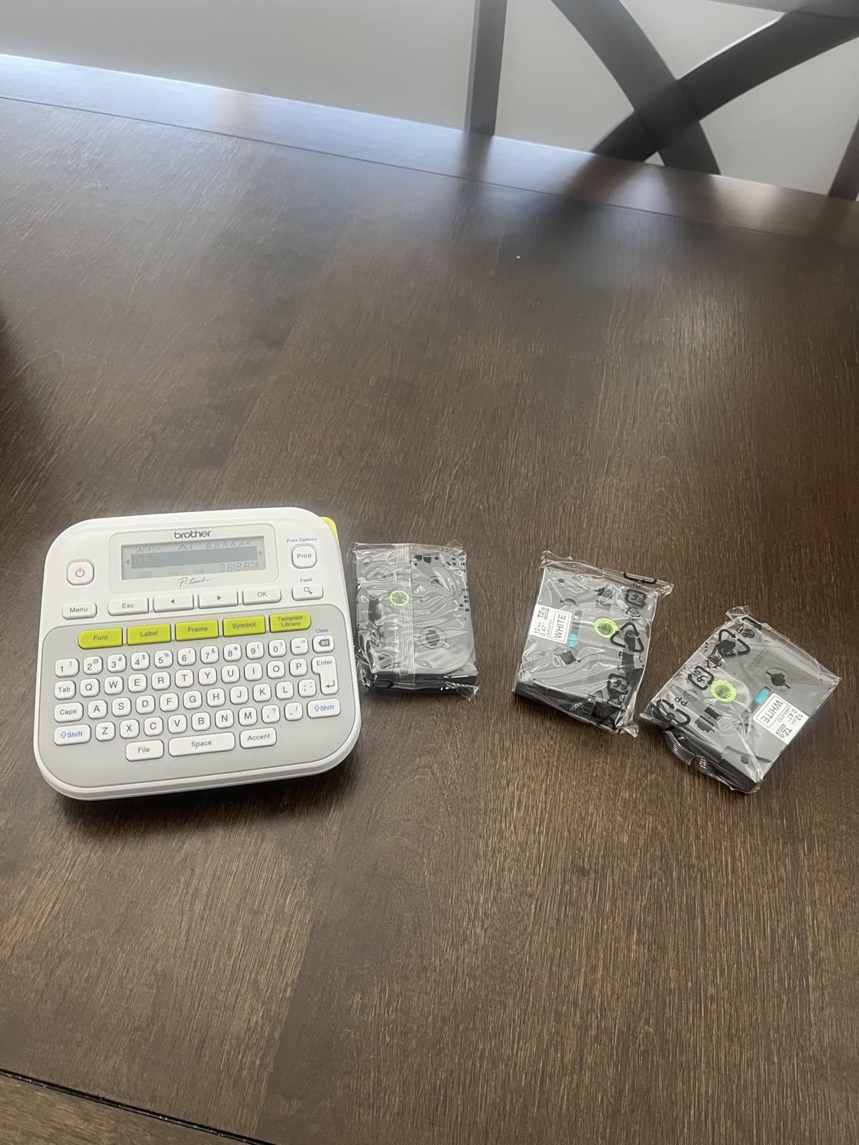 Brother P-Touch, PTD210, Easy-to-Use Label Maker Bundle (4 Label Tapes Included), White, Small customer photo 1