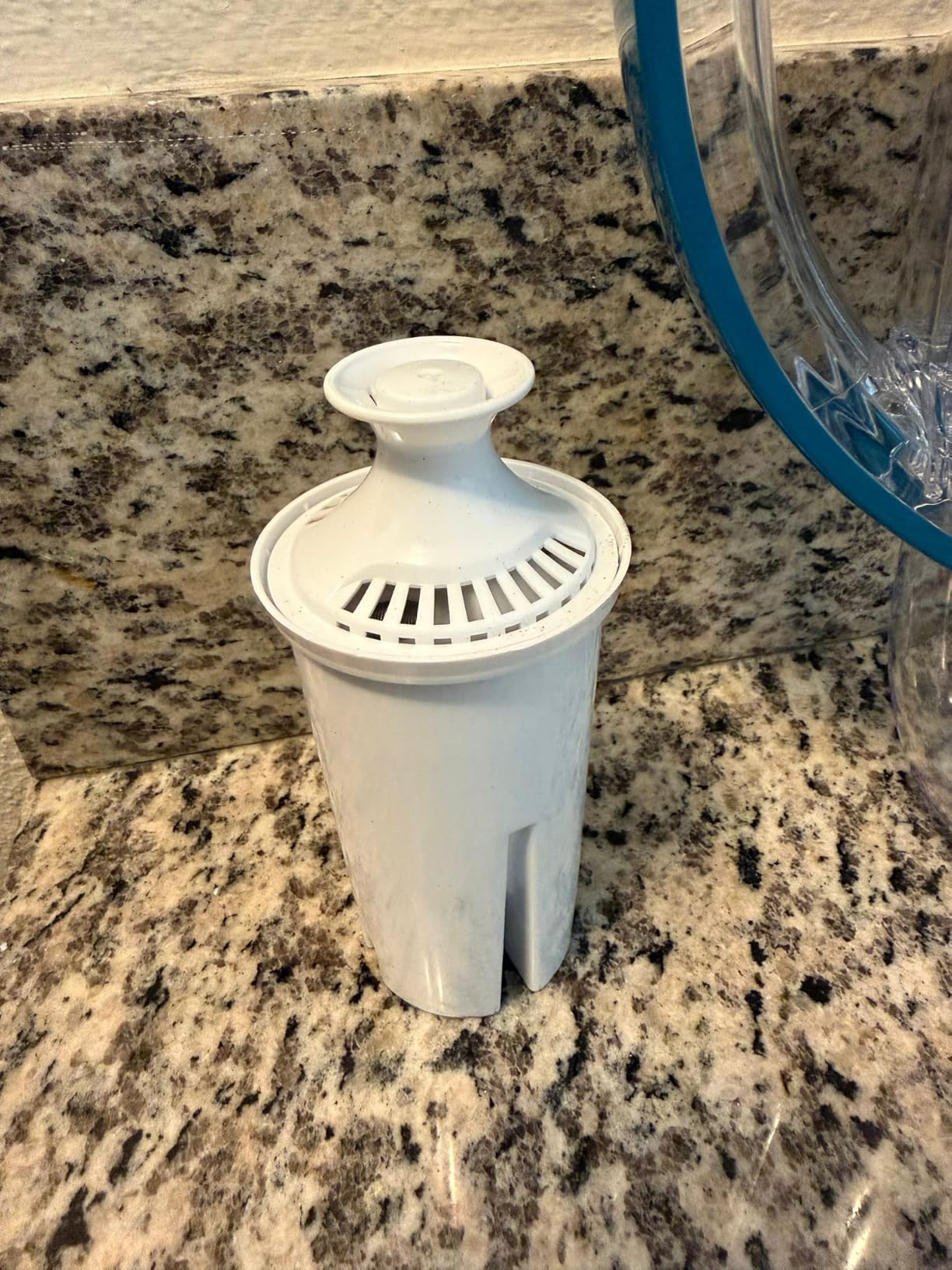 Brita Small 6-Cup Water Filter Pitcher, Includes 1 Filter, White - WQA and NSF/ANSI Certified, Reduces Chlorine, Copper, Mercury & Cadmium customer photo 2