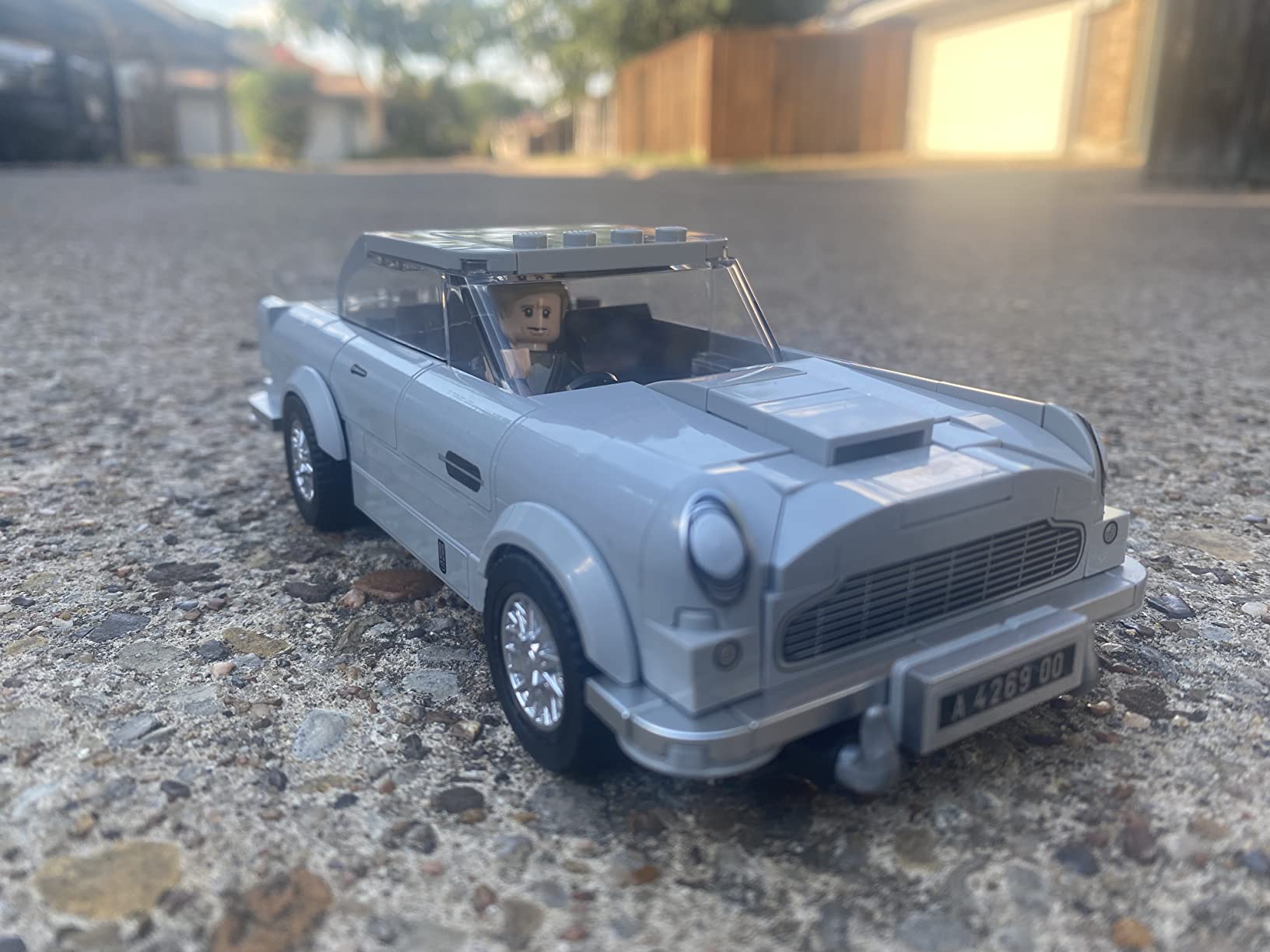 Lego Speed Champions 007 Aston Martin DB5 76911 Building Toy Set Featuring James Bond for Kids, Boys and Girls Ages 8+ (298 Pieces), 10.32 x 5.55 x 2.4 inches customer photo 1