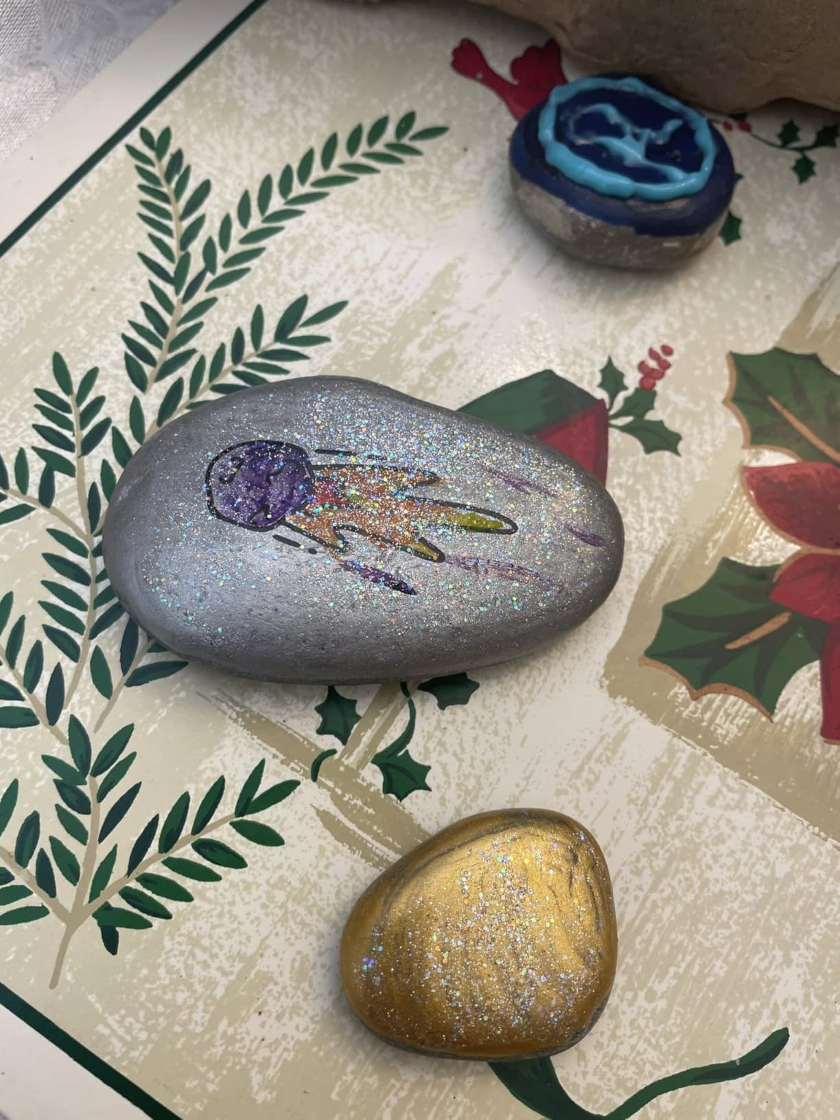 National Geographic Rock Painting Arts and Crafts Activity Kit for Kids | 15 River Rocks, 10 Paint Colors, Brushes and Art Supplies, Outdoor Craft Activity, Creative Play, Birthday Gift customer photo 2