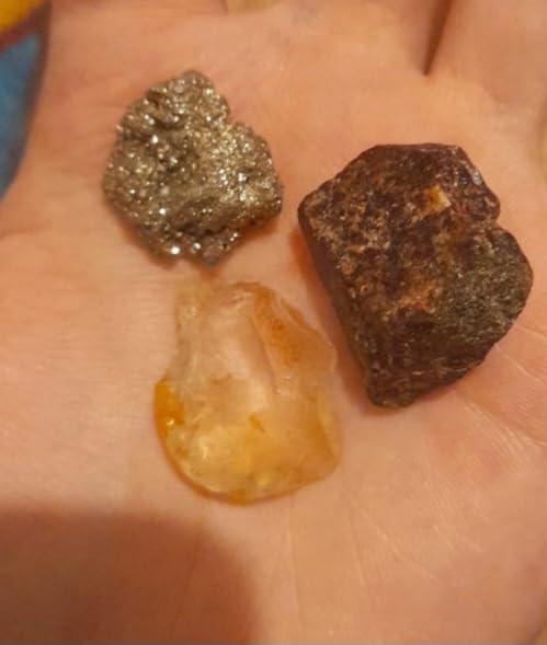 Amazing Gemstone Crystals for Love Manifestation, Set of 6 Rose Quartz, Rhodonite, Peach Moonstone, Serpentine, Scolecite and Moss Agate Healing Crystals and Stones customer photo 2