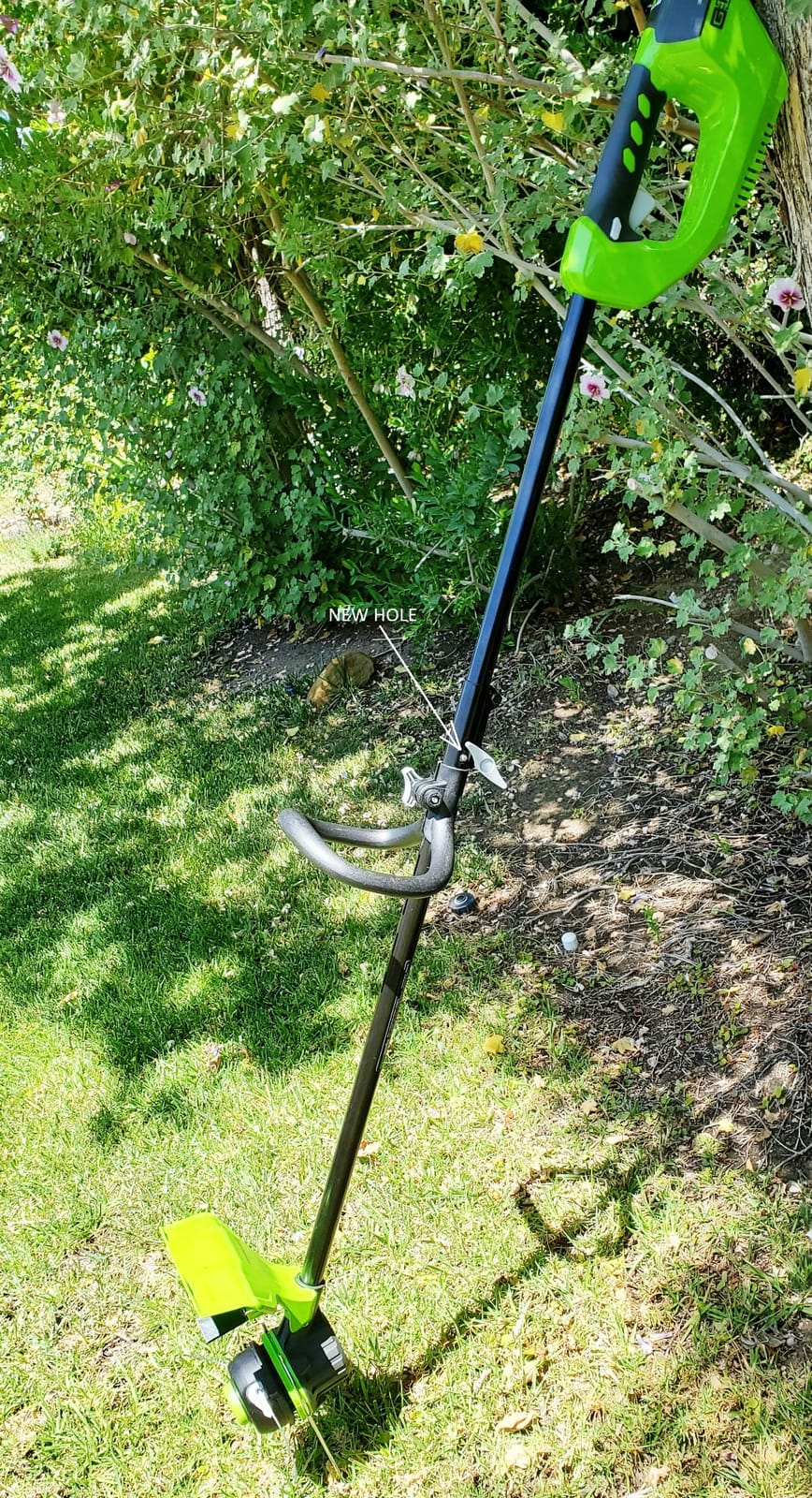 Greenworks 40V 15 in Cordless String Trimmer, 2.0 Ah Battery and Charger customer photo 1